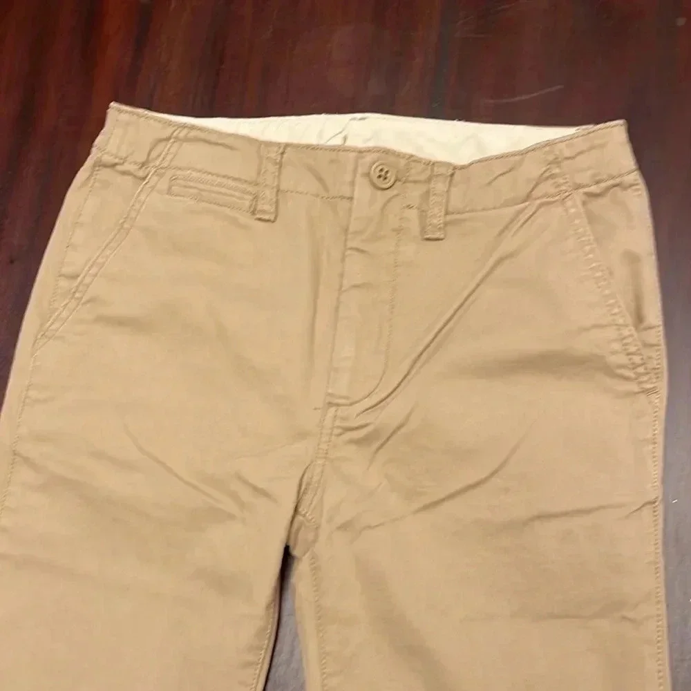 NWOT Gap kids khaki tan color size 8 Husky